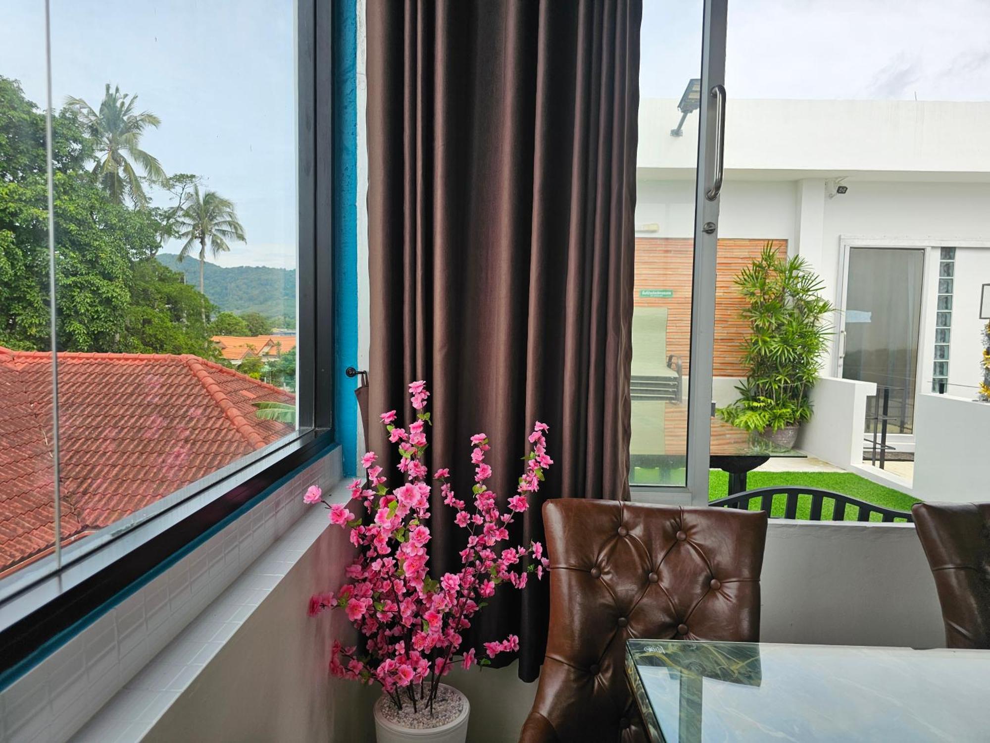 Andaman Homestay Villa At Rawai Ban Saiyuan Bagian luar foto